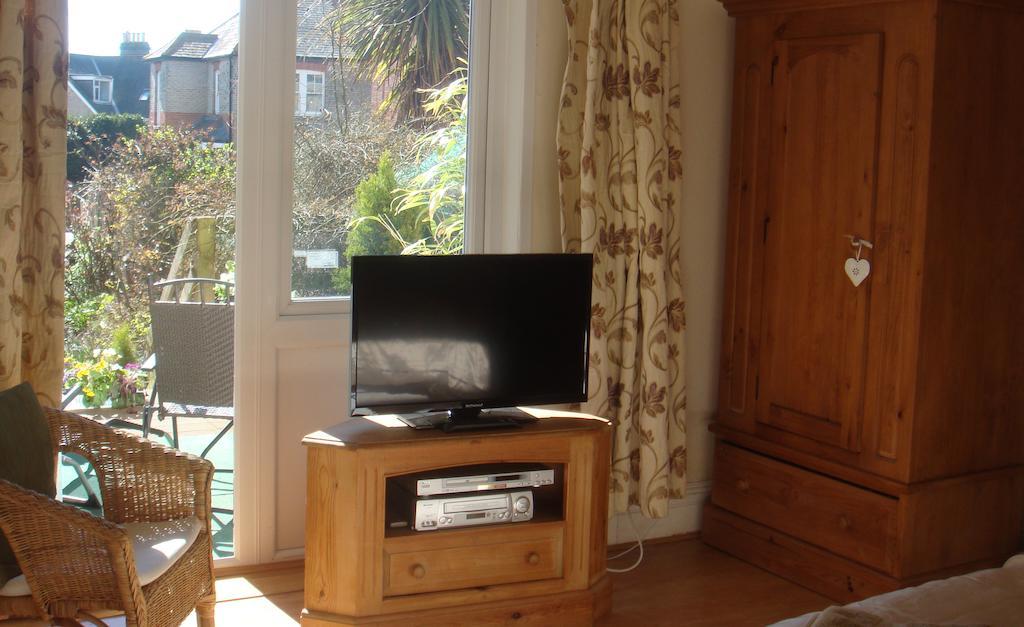 Guest house Harlequin With Parking Weymouth