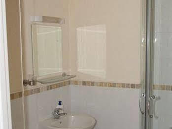 Harlequin With Parking 4* Weymouth
